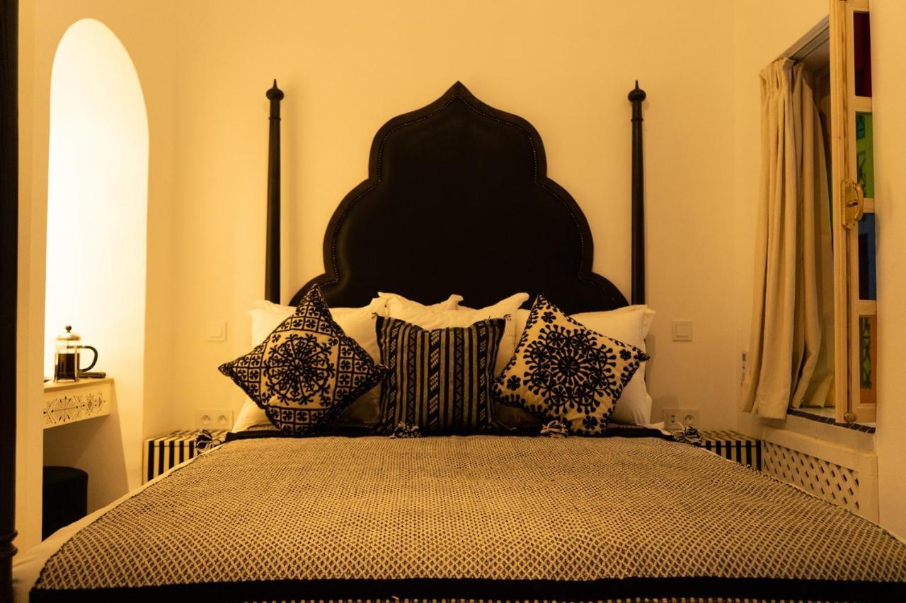 Riad Wazani Square & Spa 马拉喀什 客房 照片