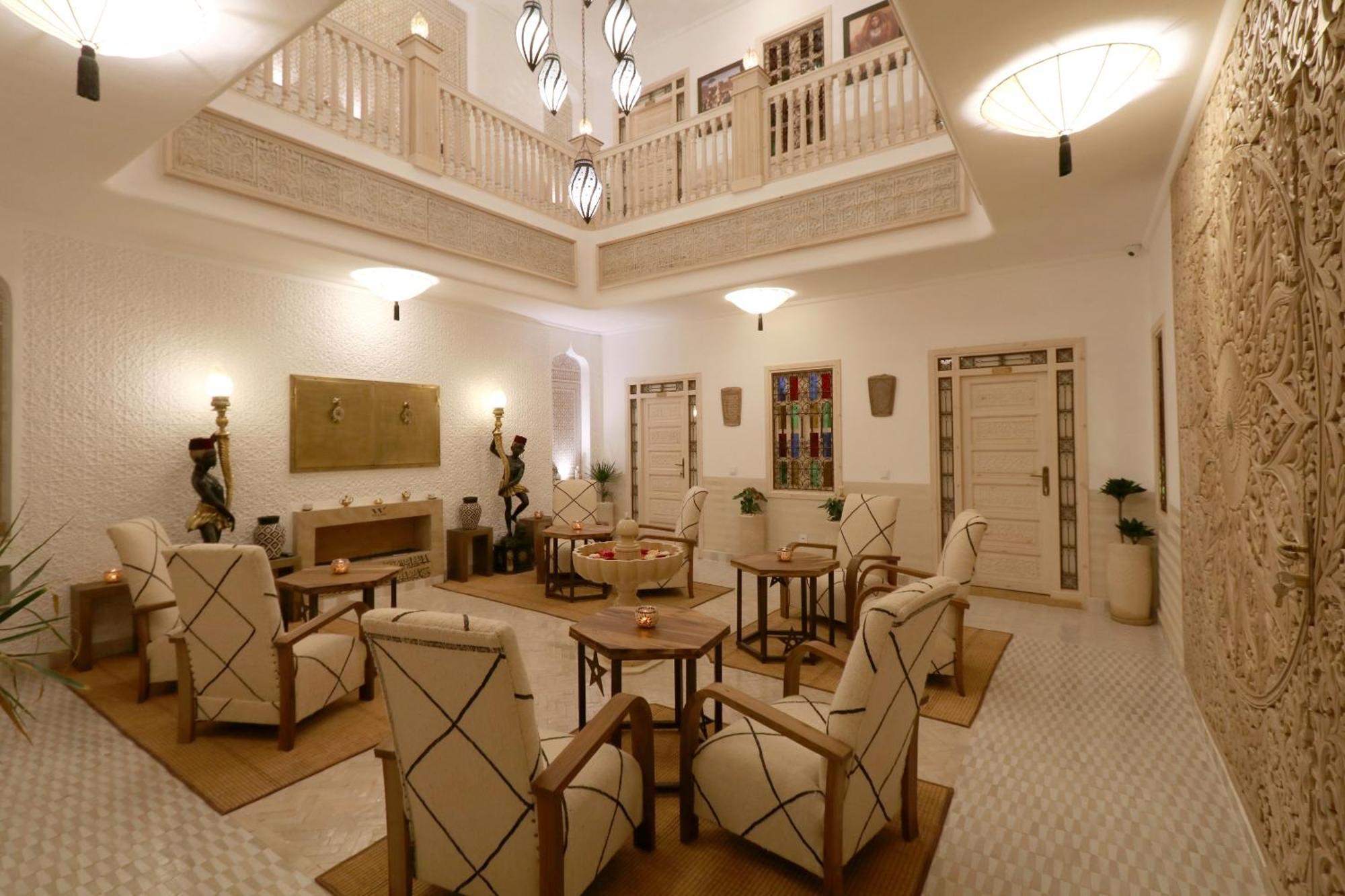 Riad Wazani Square & Spa 马拉喀什 外观 照片