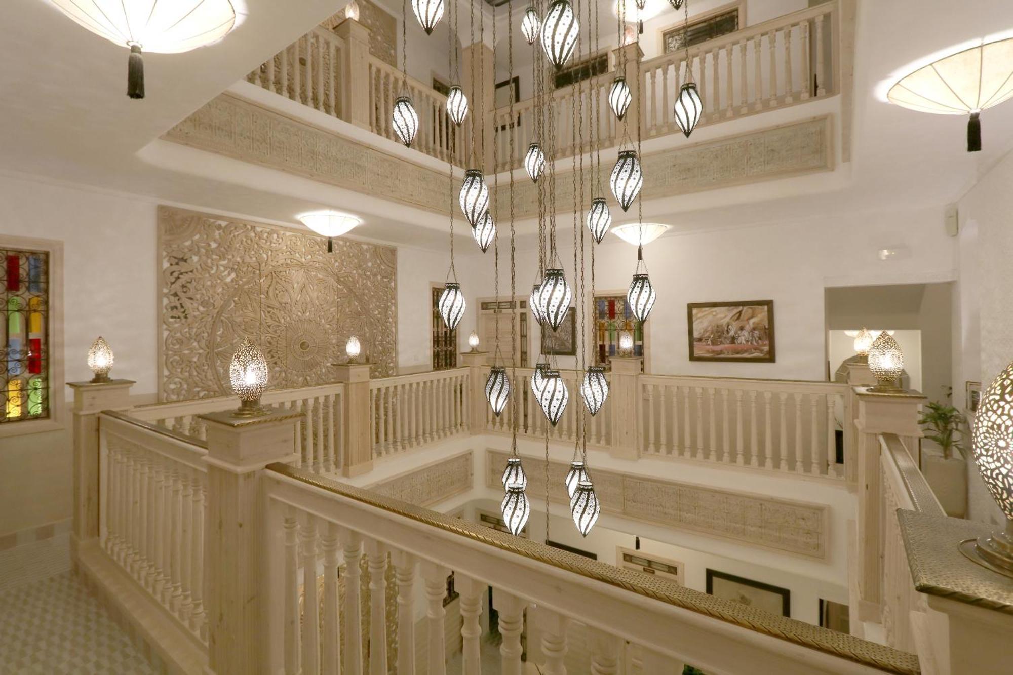 Riad Wazani Square & Spa 马拉喀什 外观 照片
