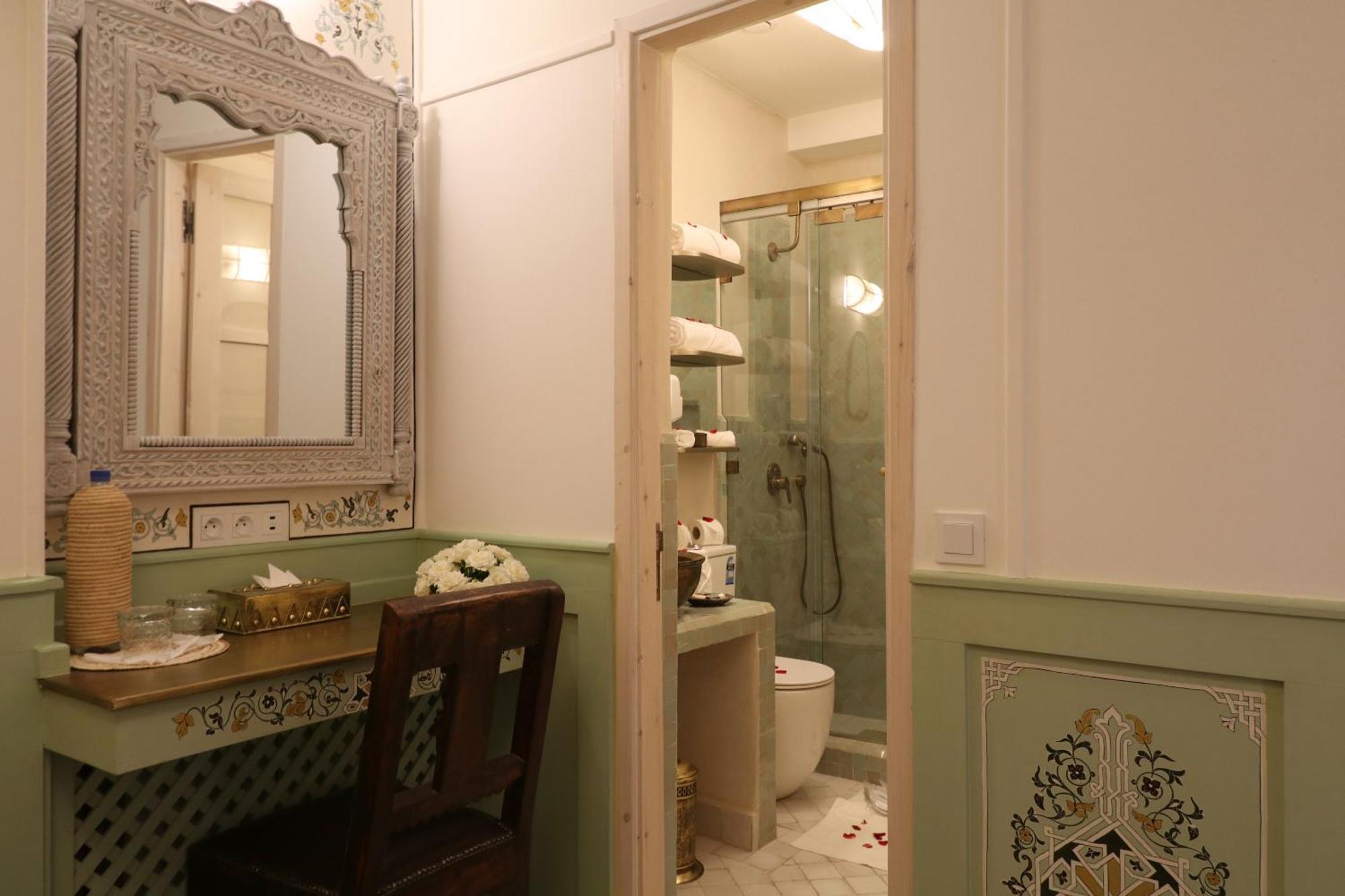 Riad Wazani Square & Spa 马拉喀什 客房 照片