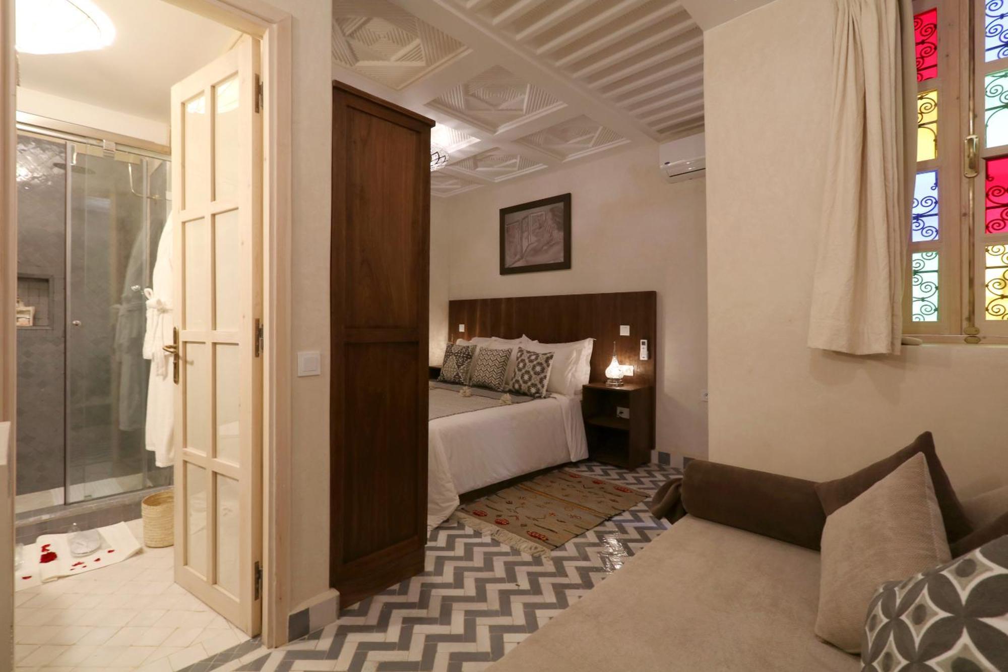 Riad Wazani Square & Spa 马拉喀什 客房 照片