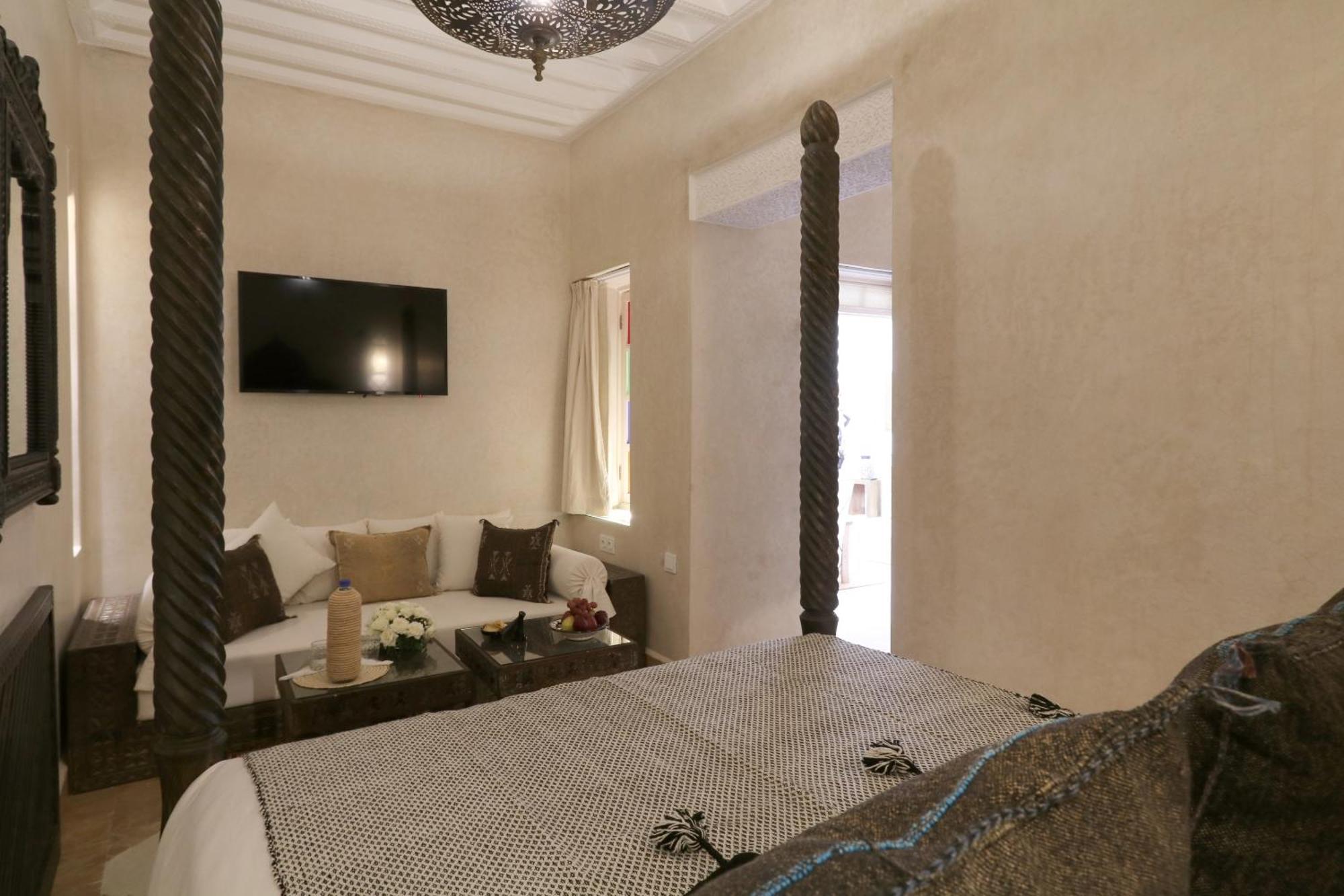 Riad Wazani Square & Spa 马拉喀什 客房 照片