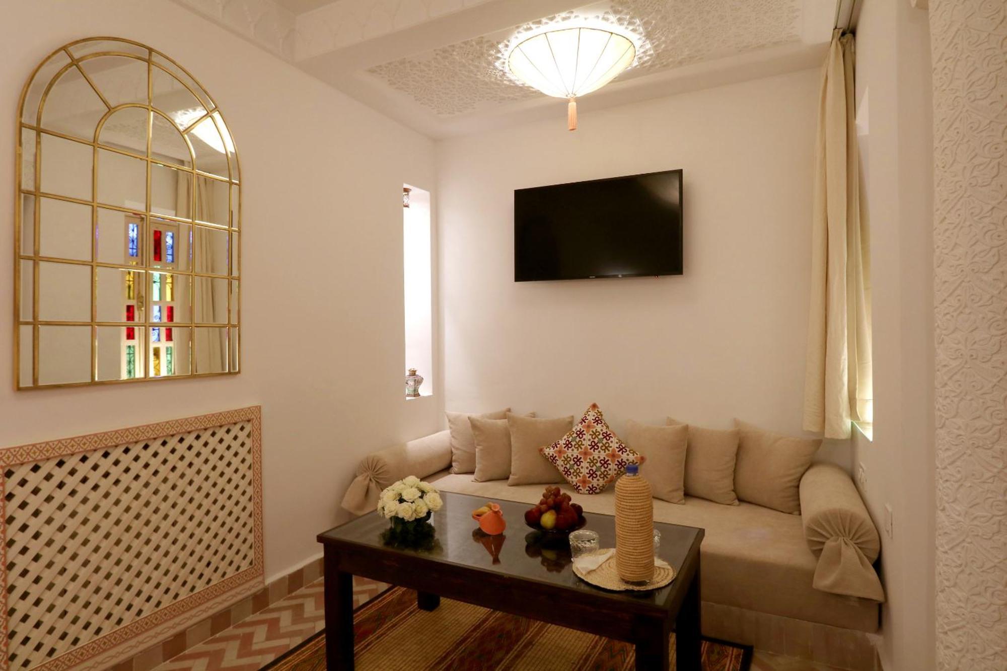 Riad Wazani Square & Spa 马拉喀什 客房 照片