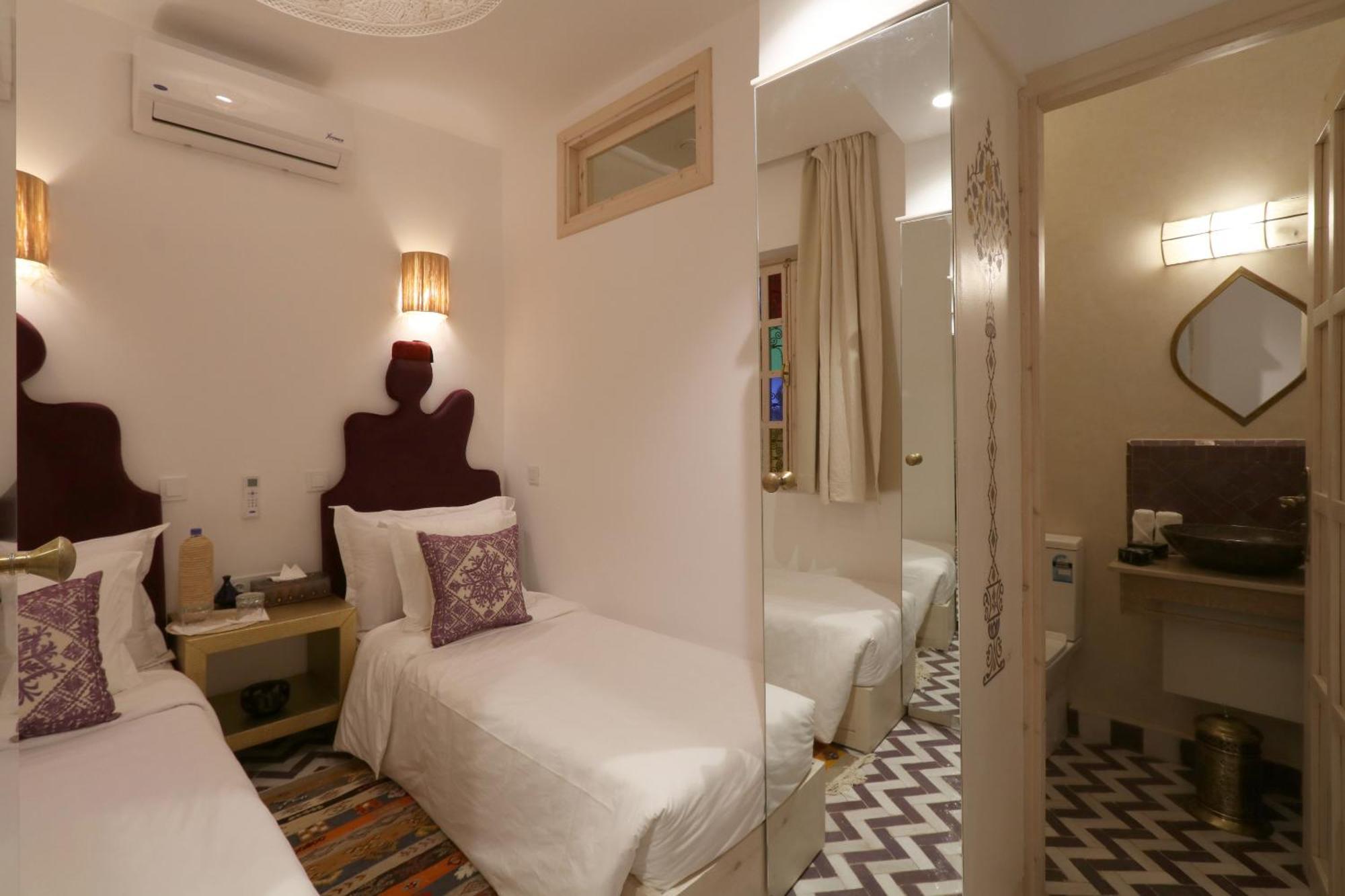 Riad Wazani Square & Spa 马拉喀什 客房 照片